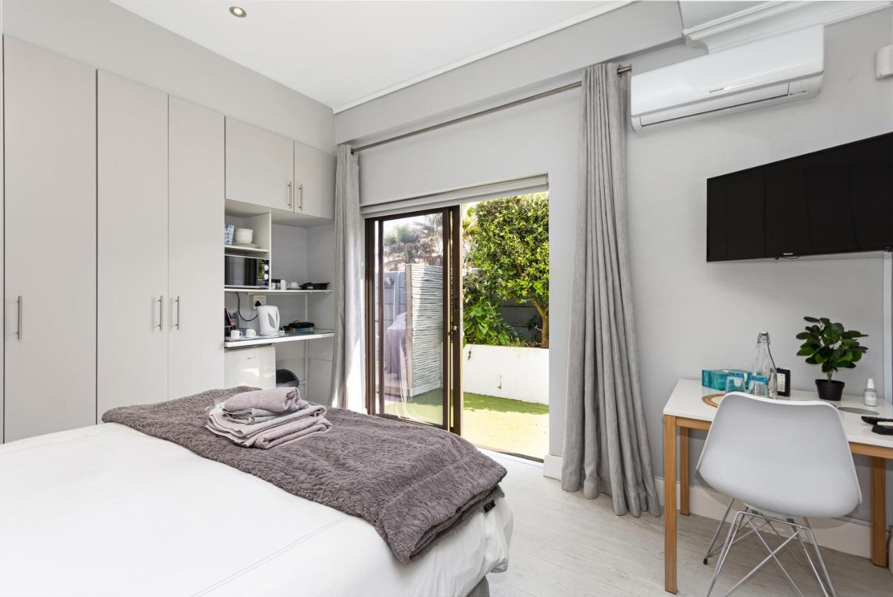 Ocean Breeze Sunset Beach - เคปทาวน์ ภายนอก รูปภาพ