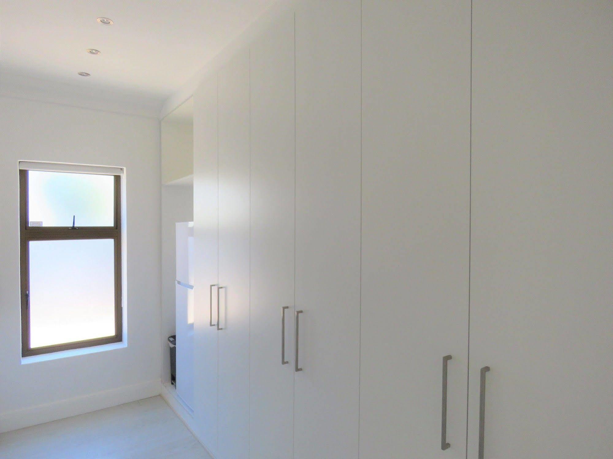 Ocean Breeze Sunset Beach - เคปทาวน์ ภายนอก รูปภาพ