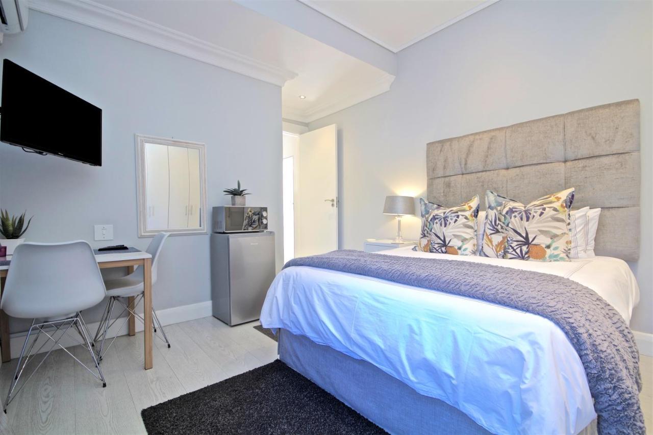 Ocean Breeze Sunset Beach - เคปทาวน์ ภายนอก รูปภาพ